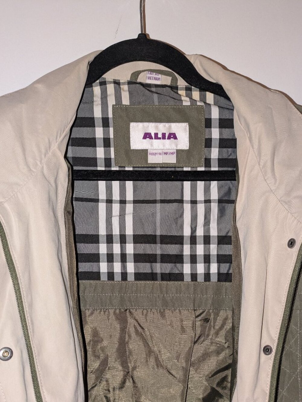 Alia Jacket - Picture 3 of 5